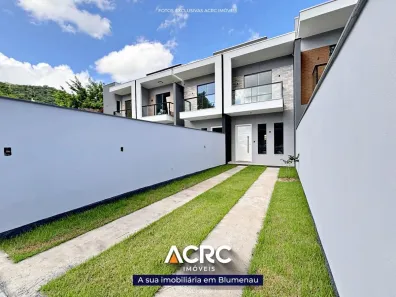 Sobrado com 2 Quartos à venda, 75m² no Velha, Blumenau
