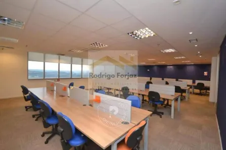 Sala Comercial para alugar, 568m² no Tamboré, Barueri