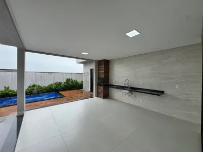 Casa com 3 Quartos à venda, 202m² no Jardins Nápoles, Senador Canedo