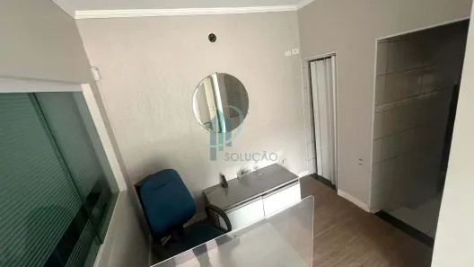 Sala Comercial com 3 Quartos para alugar, 85m² no Vila Romanópolis, Ferraz de Vasconcelos