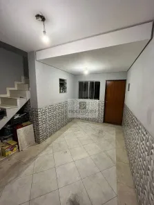 Sobrado com 2 Quartos à venda, 50m² no Piraporinha, Diadema