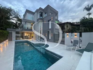Sobrado com 5 Quartos à venda, 465m² no Riviera, Bertioga
