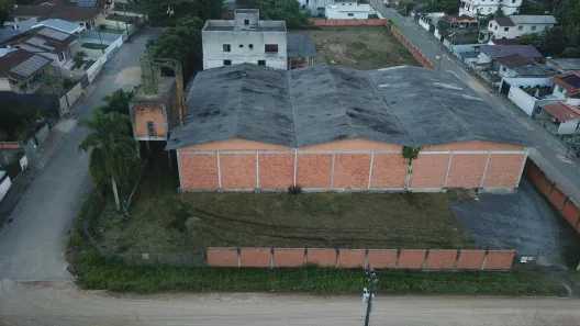 Galpão/Depósito/Armazém com 2 Quartos para alugar, 2000m² no João Paulo II, Indaial