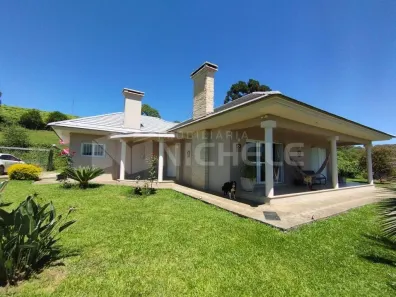 Casa com 3 Quartos para alugar, 205m² no Ana Rech, Caxias do Sul