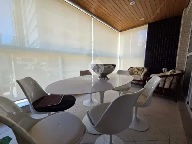 Apartamento com 4 Quartos à venda, 203m² no Gonzaga, Santos
