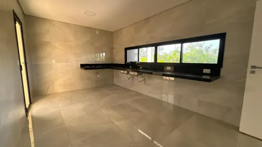Sobrado com 4 Quartos à venda, 363m² no Cidade Alpha, Eusébio