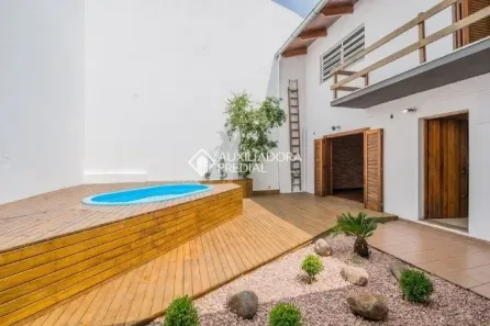 Casa com 3 Quartos à venda, 224m² no Santana, Porto Alegre