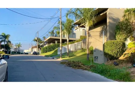 Lote/Terreno à venda, 450m² no Escarpas Do Lago, Capitólio
