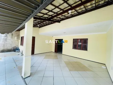 Casa com 3 Quartos à venda, 280m² no Parque Dois Irmãos, Fortaleza