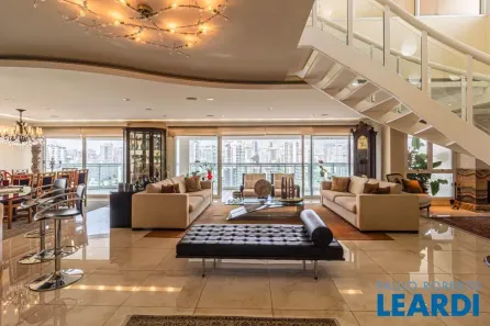 Cobertura com 4 Quartos à venda, 900m² no Pacaembu, São Paulo
