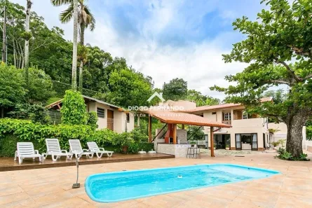 Casa com 6 Quartos à venda, 298m² no Sambaqui, Florianópolis
