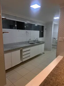 Apartamento com 3 Quartos para alugar, 115m² no Ponta do Farol, São Luís