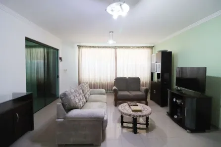 Sobrado com 3 Quartos à venda, 219m² no Chácara Jafet, Mogi das Cruzes