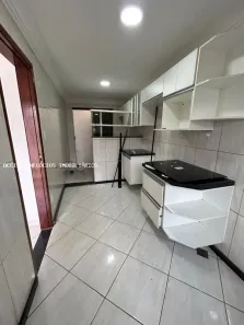 Casa com 2 Quartos para alugar, 68m² no Benfica, Juiz de Fora