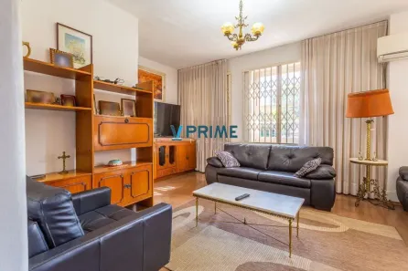 Sobrado com 4 Quartos à venda, 123m² no Farroupilha, Porto Alegre