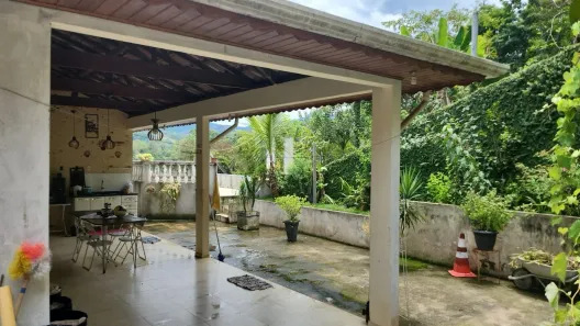 Casa com 3 Quartos à venda, 208m² no Caixa D Agua, Piquete