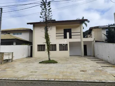 Casa de Condomínio com 3 Quartos para alugar, 320m² no Balneário Praia do Pernambuco, Guarujá