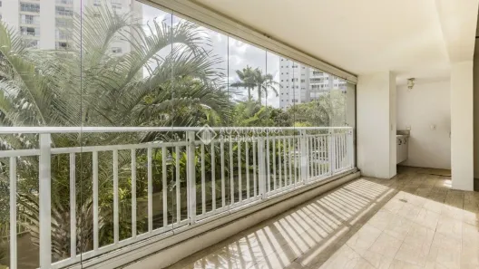 Apartamento com 3 Quartos para alugar, 129m² no Jardim Europa, Porto Alegre