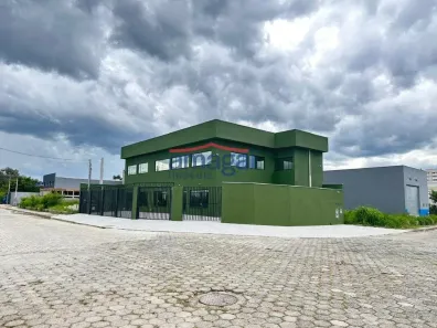 Imóvel Comercial para alugar, 200m² no Jardim Santa Maria, Jacareí