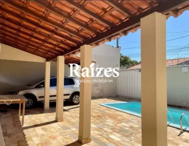 Casa com 3 Quartos à venda, 127m² no Residencial Gramado, Uberlândia