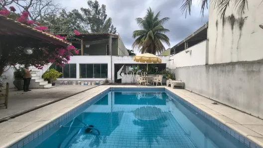 Casa com 3 Quartos à venda, 220m² no Olaria, Rio de Janeiro