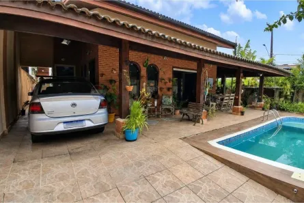 Sobrado com 4 Quartos à venda, 338m² no Parque Balneário Oasis, Peruíbe