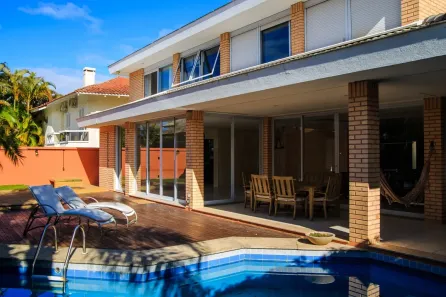 Casa com 5 Quartos para venda ou aluguel, 400m² no Jurerê Internacional, Florianópolis
