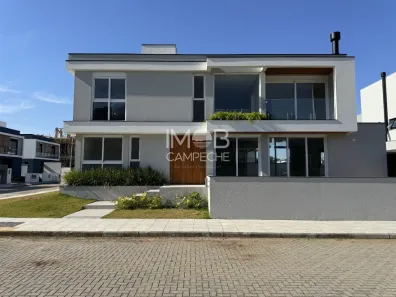 Casa com 4 Quartos à venda, 227m² no Rio Tavares, Florianópolis