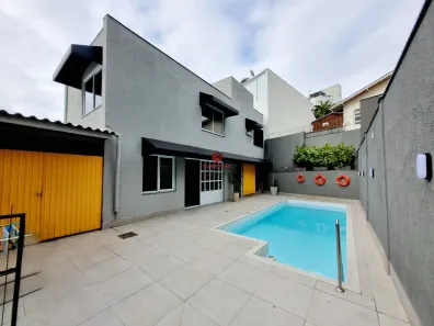 Casa com 4 Quartos à venda, 330m² no Bom Abrigo, Florianópolis
