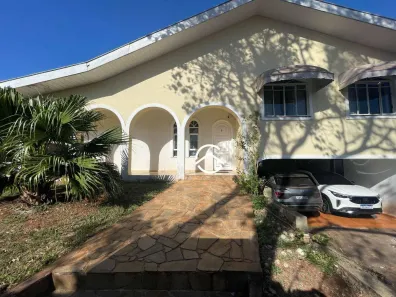 Casa com 3 Quartos à venda, 285m² no Bancários, Londrina