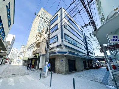 Prédio Comercial para alugar, 516m² no Centro, Florianópolis