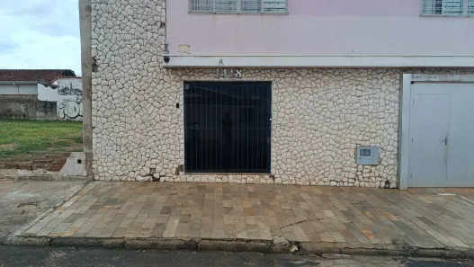 Ponto Comercial para alugar, 80m² no Vila Santo Antônio, Franca