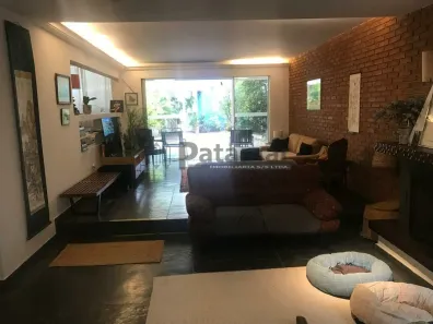 Sobrado com 4 Quartos à venda, 388m² no Jardim Leonor, São Paulo