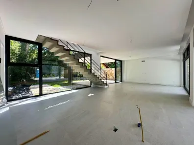 Casa de Condomínio com 3 Quartos à venda, 284m² no Lagoa da Conceição, Florianópolis