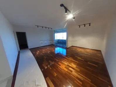 Apartamento com 3 Quartos à venda, 132m² no Centro, São Carlos