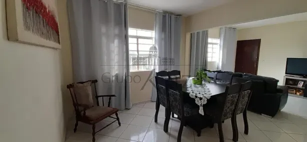 Sobrado com 3 Quartos à venda, 250m² no Cidade Morumbi, São José dos Campos