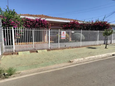 Casa com 3 Quartos à venda, 319m² no Centro-Sul, Várzea Grande