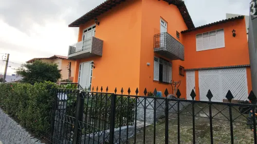 Casa com 4 Quartos à venda, 600m² no Barbalho, Salvador