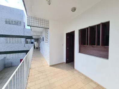 Apartamento com 3 Quartos para alugar, 98m² no Petrópolis, Natal