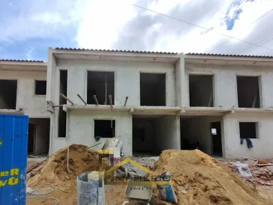 Sobrado com 2 Quartos à venda, 70m² no Cidade Industrial, Curitiba