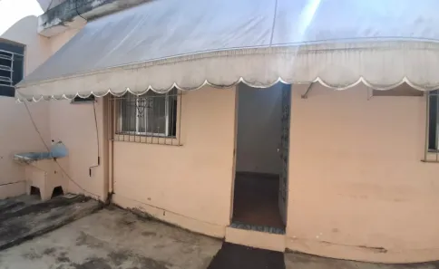 Casa com 1 Quarto para alugar, 48m² no Irajá, Rio de Janeiro