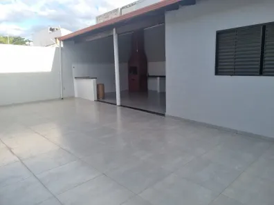 Casa com 3 Quartos à venda, 122m² no Alto Umuarama, Uberlândia