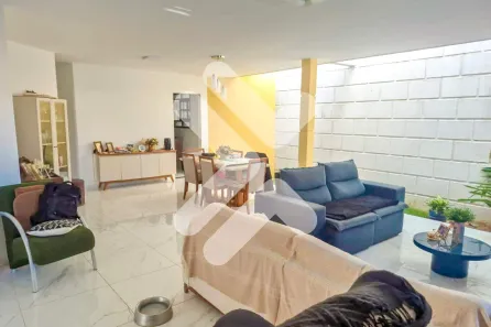 Casa com 3 Quartos à venda, 189m² no Capim Macio, Natal