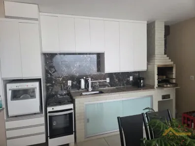 Casa com 4 Quartos à venda, 180m² no Três Poços, Volta Redonda