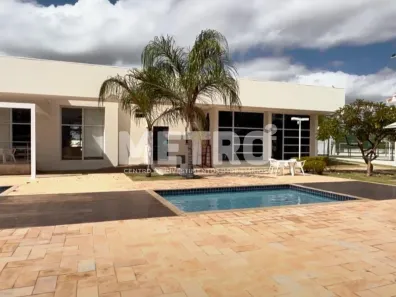 Lote/Terreno à venda, 200m² no Loteamento Recife, Petrolina