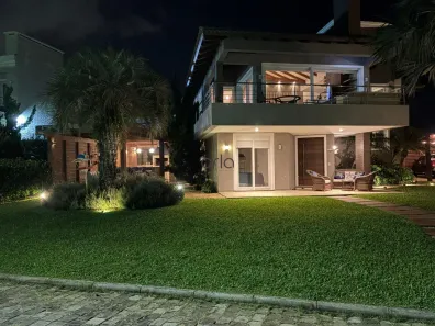 Casa de Condomínio com 4 Quartos à venda, 340m² no , Osório