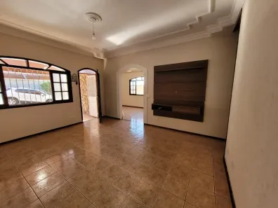 Casa com 3 Quartos à venda, 180m² no Jardim Terras de São João, Jacareí