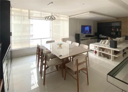 Apartamento com 3 Quartos para alugar, 170m² no Santa Cecília, São Paulo