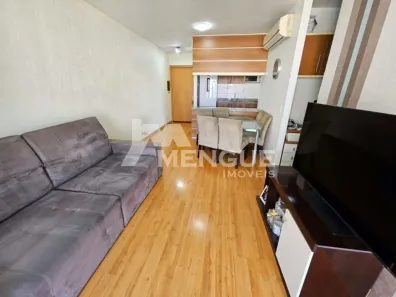 Apartamento com 2 Quartos à venda, 72m² no Passo da Areia, Porto Alegre