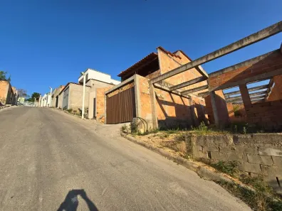Casa com 3 Quartos à venda, 223m² no Santa Cruz, Vespasiano